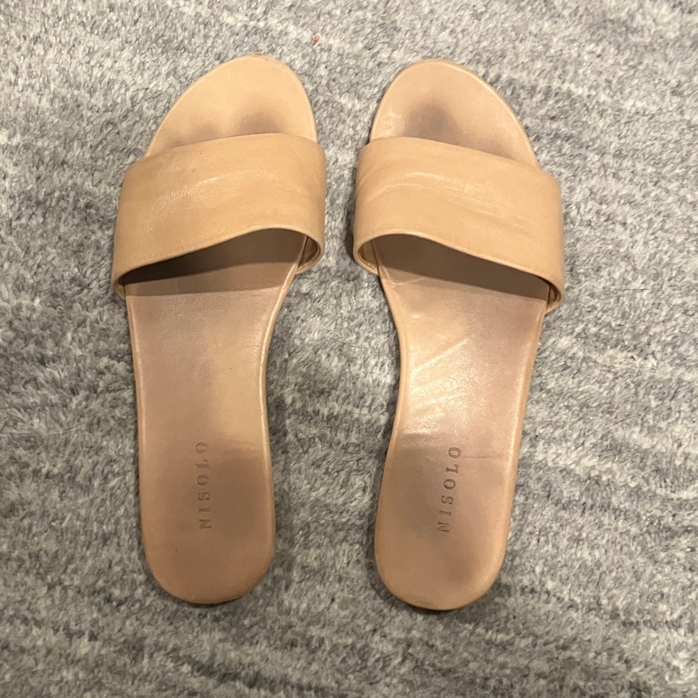 Nisolo Women's Beige Slide Sandals